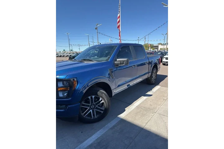 $31988 : Ford F-150 2023 4x2 XL 4dr S image 3