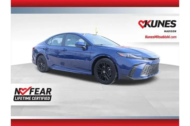 $31377 : Toyota Camry 2025 AWD SE 4dr image 1