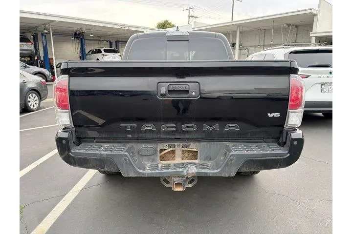 $39876 : Toyota Tacoma 2023 4x4 TRD P image 2