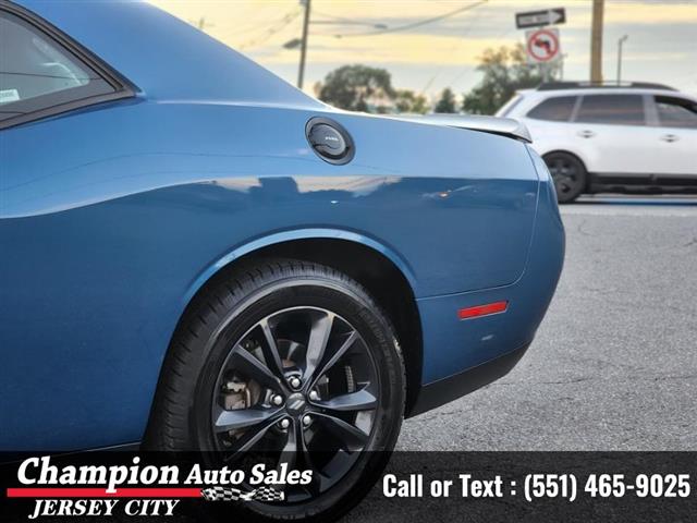 Used 2020 Challenger GT AWD f image 9