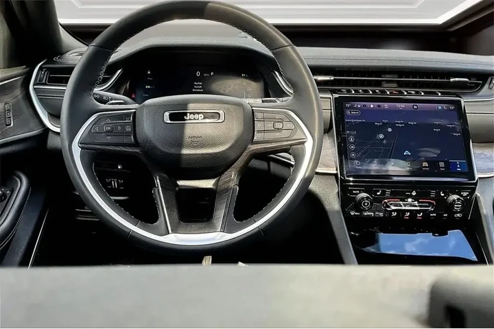 $31715 : Jeep Grand Cherokee 2024 4x4 image 5