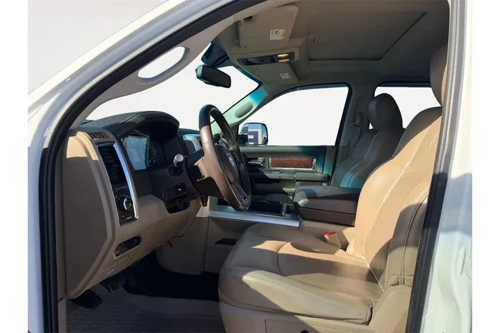 $34000 : Ram 3500 2012 4x4 Laramie 4d image 2