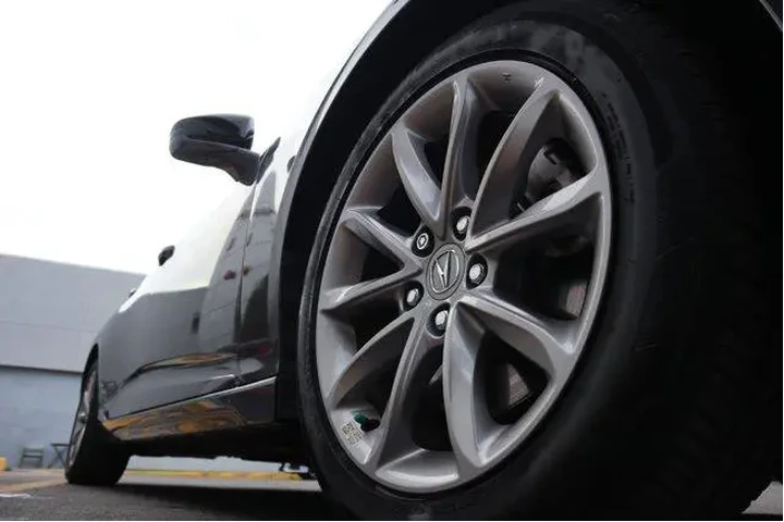 $30181 : Acura TLX 2023 4dr Sedan image 9