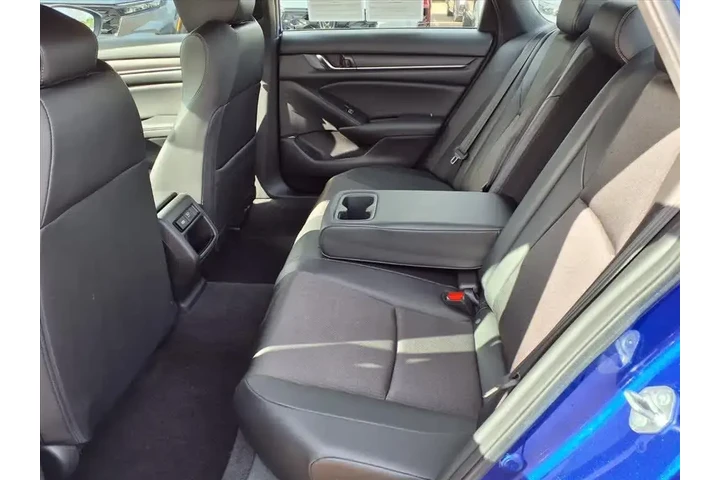 $22818 : Honda Accord 2022 Sport 4dr image 9