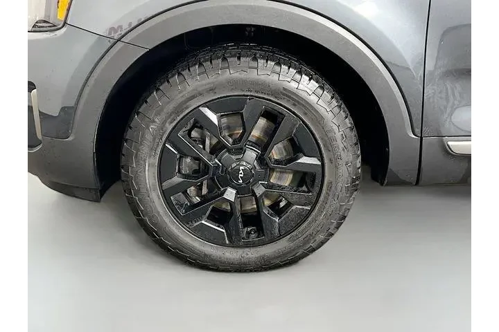 $38975 : Kia Telluride 2023 AWD SX 4d image 10