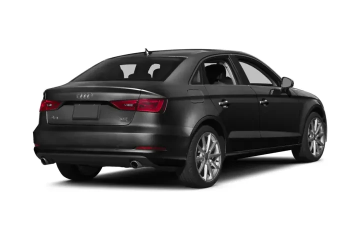 2016 A3 2.0T Premium quattro image 3