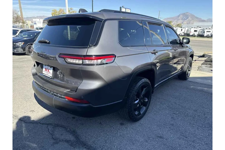 $29910 : 2021 Grand Cherokee L Altitude image 6