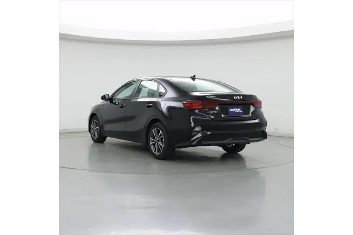 $18998 : Kia Forte 2023 LXS 4dr Sedan image 2