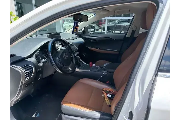 $17990 : Lexus NX 300 2018 4dr Crosso image 2