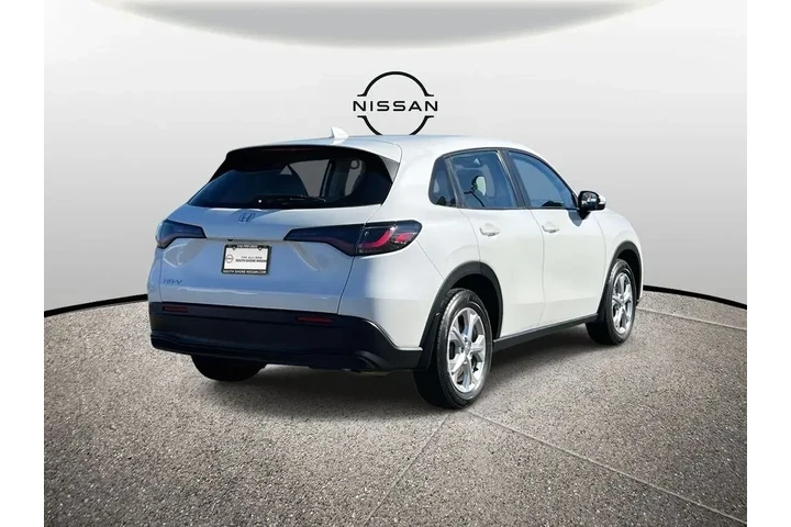 $20395 : Honda HR-V 2023 LX 4dr Cross image 6