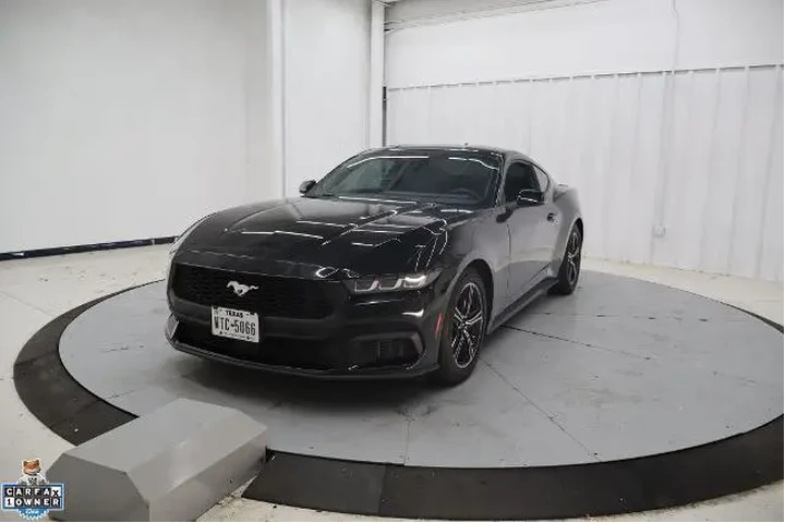 $30475 : Ford Mustang 2024 EcoBoost P image 8