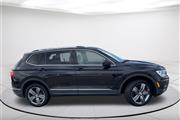 $21642 : Pre-Owned 2020 Tiguan 2.0T SE thumbnail