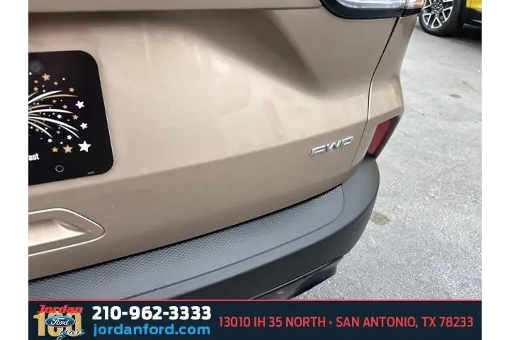 $16975 : Ford Escape 2021 AWD SE 4dr image 6