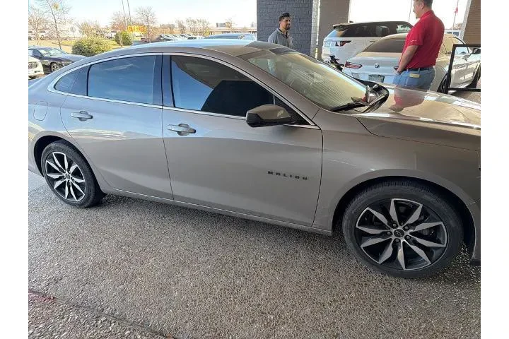 $19287 : Chevrolet Malibu 2024 RS 4dr image 4