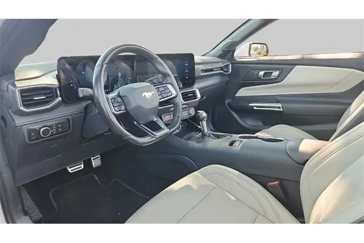 $29366 : Ford Mustang 2024 EcoBoost 2 image 9