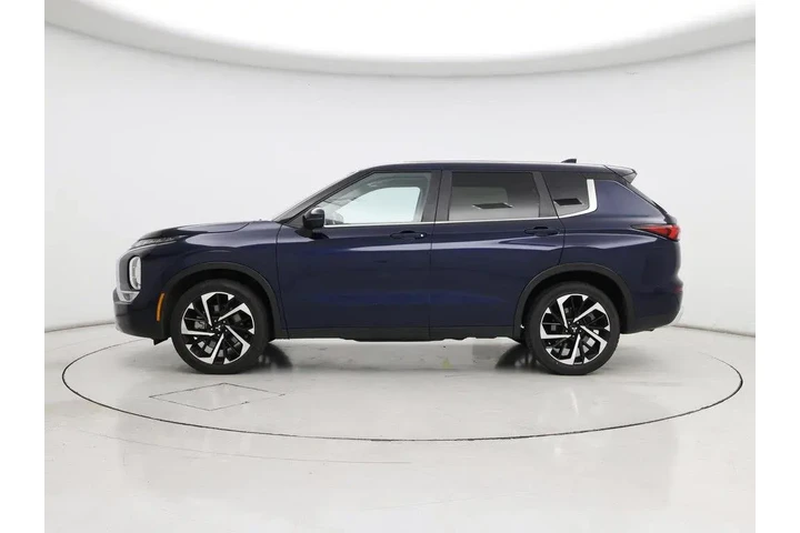 $24998 : Mitsubishi Outlander 2024 SE image 3