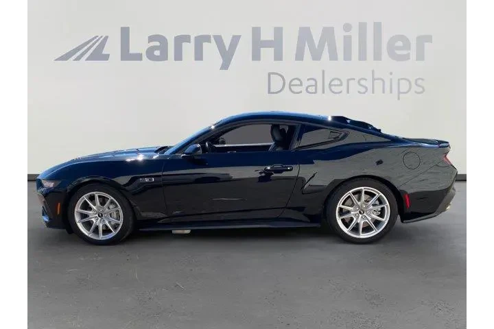 Ford Mustang 2024 GT 2dr Fas image 2