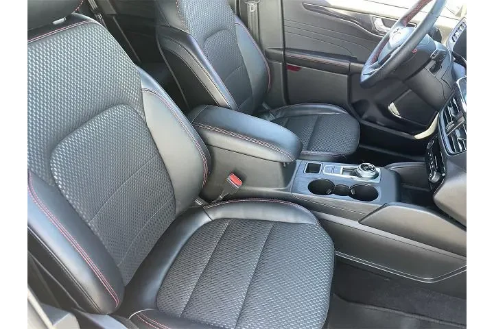 $30895 : Ford Escape Hybrid 2024 AWD image 9