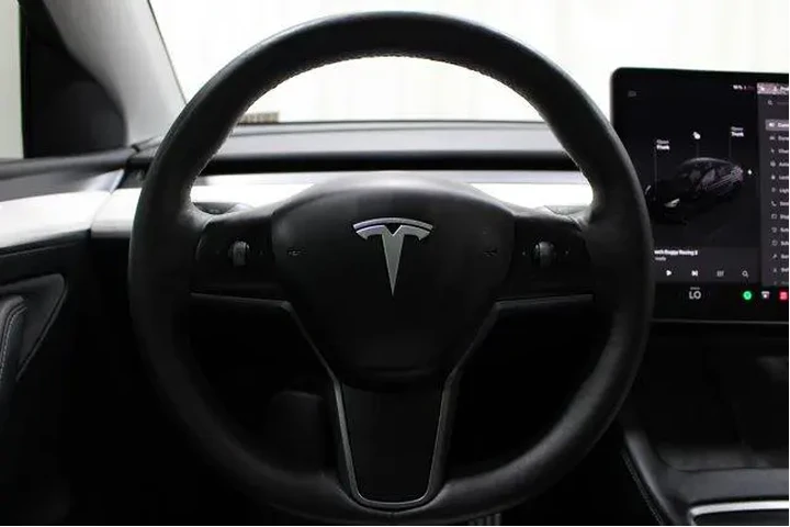 $34982 : Tesla Model Y 2023 AWD Perfo image 8