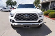 $39725 : Toyota Tacoma 2023 4x4 TRD S thumbnail