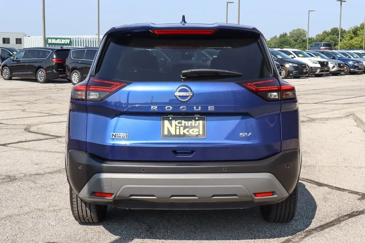$18788 : 2023 Rogue SV image 5