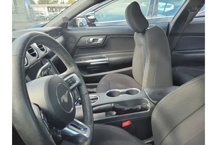 $21891 : Ford Mustang 2022 EcoBoost 2 image 9