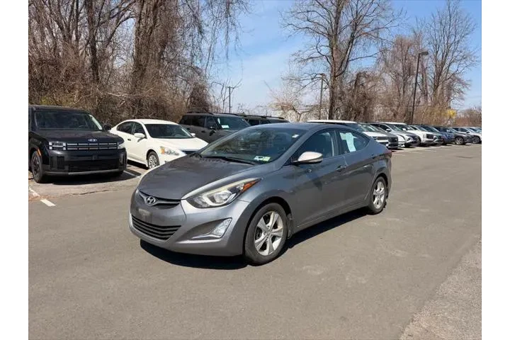 $9900 : Hyundai ELANTRA 2016 Value E image 8