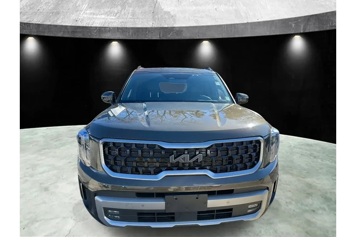 $34985 : Kia Telluride 2023 AWD SX 4d image 6
