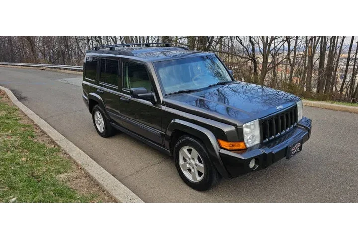 $4995 : 2006 Commander image 4