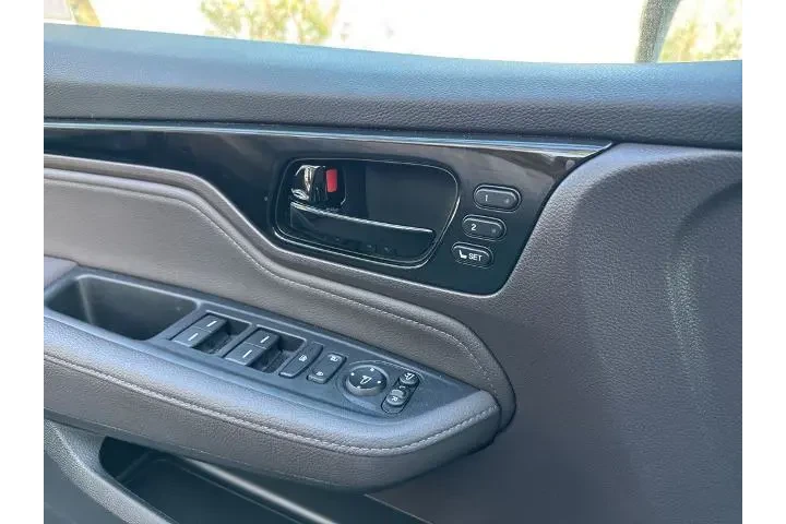 $40000 : Honda Odyssey 2023 Elite 4dr image 10