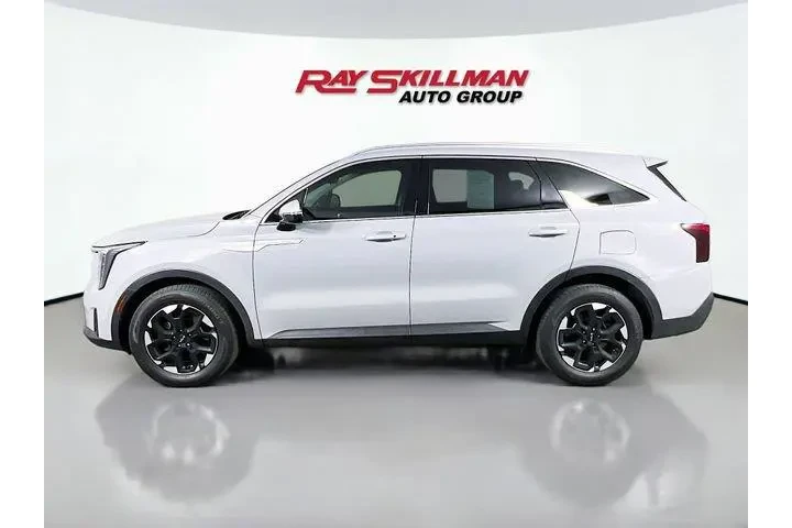 $35975 : Kia Sorento 2025 S 4dr SUV image 4