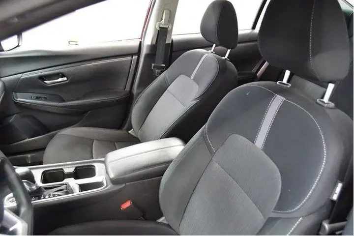 $20694 : Nissan Sentra 2025 SV 4dr Se image 9
