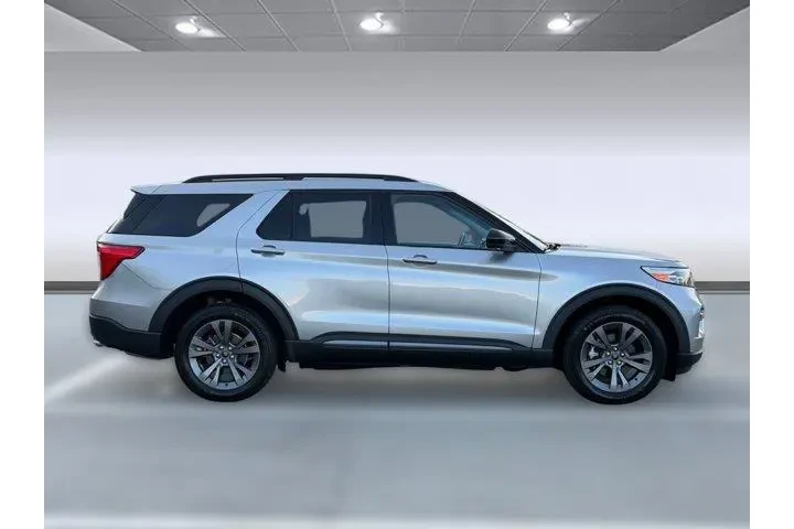 $30999 : Ford Explorer 2022 AWD XLT 4 image 7