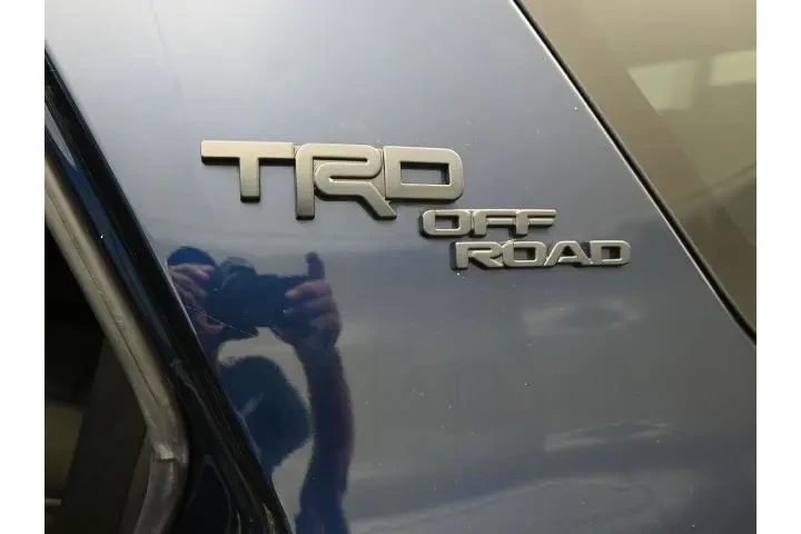 $38352 : Toyota 4Runner 2022 4x4 TRD image 2