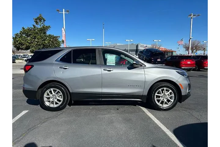 $20900 : Chevrolet Equinox 2023 LT 4d image 4