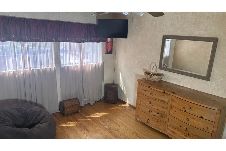 $5000 : Casa de Renta con Piscina image 7