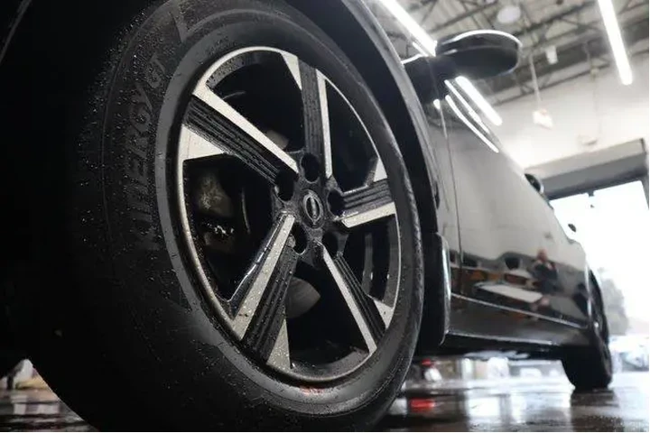 $18388 : Nissan Sentra 2024 SV 4dr Se image 8