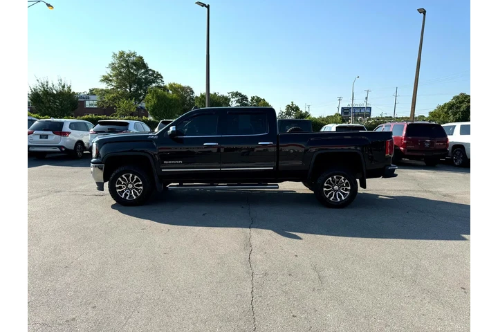 $17980 : 2018 GMC Sierra 1500 4WD Crew image 5