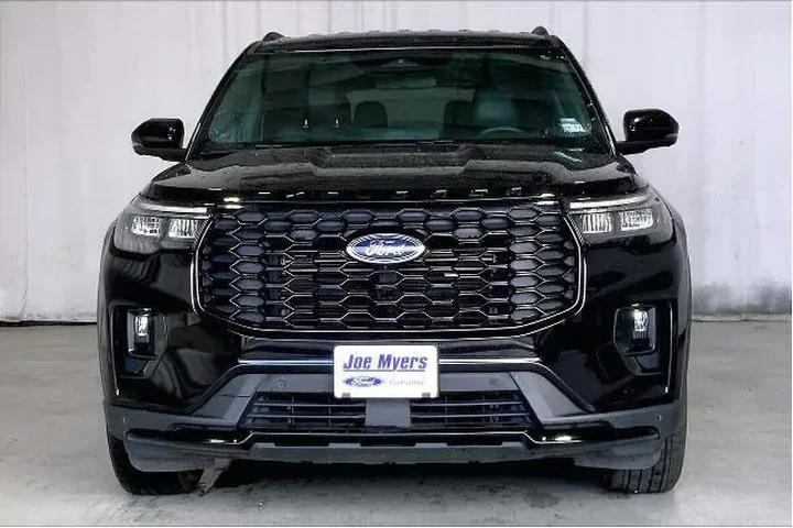 $37991 : Ford Explorer 2025 AWD ST-Li image 3