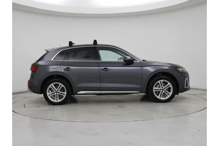 $27998 : Audi Q5 2022 AWD e quattro S image 7