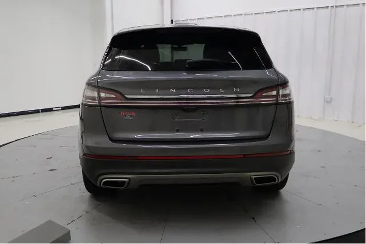 $34930 : Lincoln Nautilus 2022 AWD Re image 6