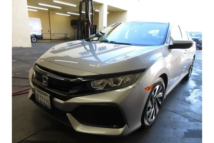 $16499 : Honda Civic 2018 LX 4dr Hatc image 9
