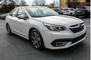 $22420 : Subaru Legacy 2022 AWD Limit thumbnail