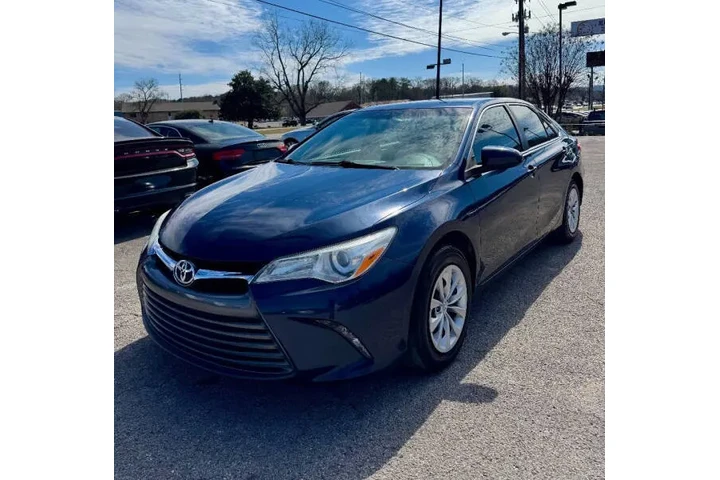 $13900 : 2017 Camry LE image 3