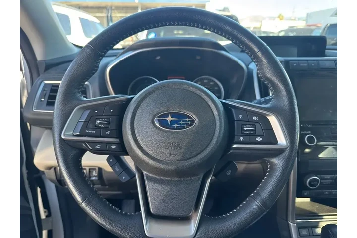 $30096 : Subaru Ascent 2021 AWD Limit image 9