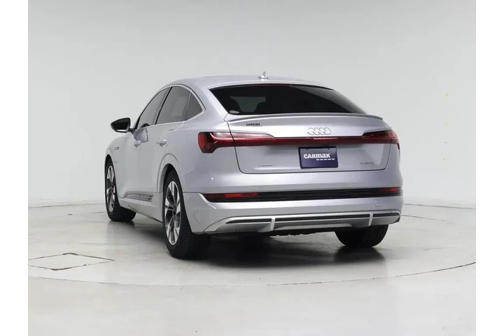$32998 : Audi e-tron Sportback 2022 A image 2