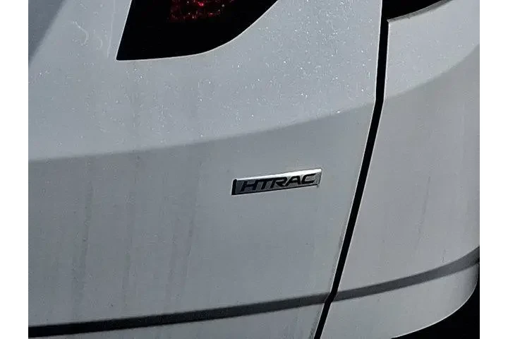 $32360 : Hyundai TUCSON 2025 AWD SE 4 image 6