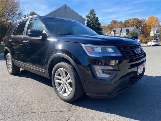 $9499 : 2016 Explorer image 5