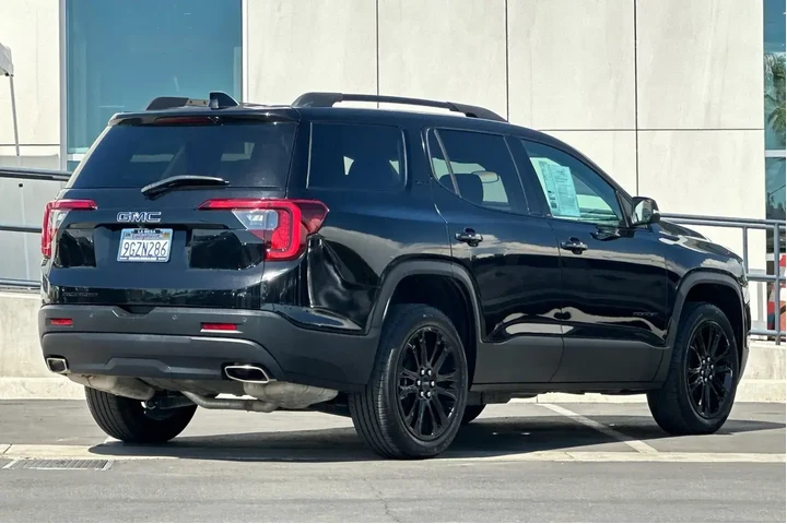 $26900 : GMC Acadia 2023 SLE 4dr SUV image 3