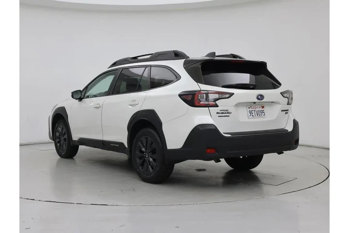 $28998 : Subaru Outback 2023 AWD Onyx image 2